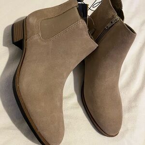 White Mountain Taupe Suede Ankle Booties